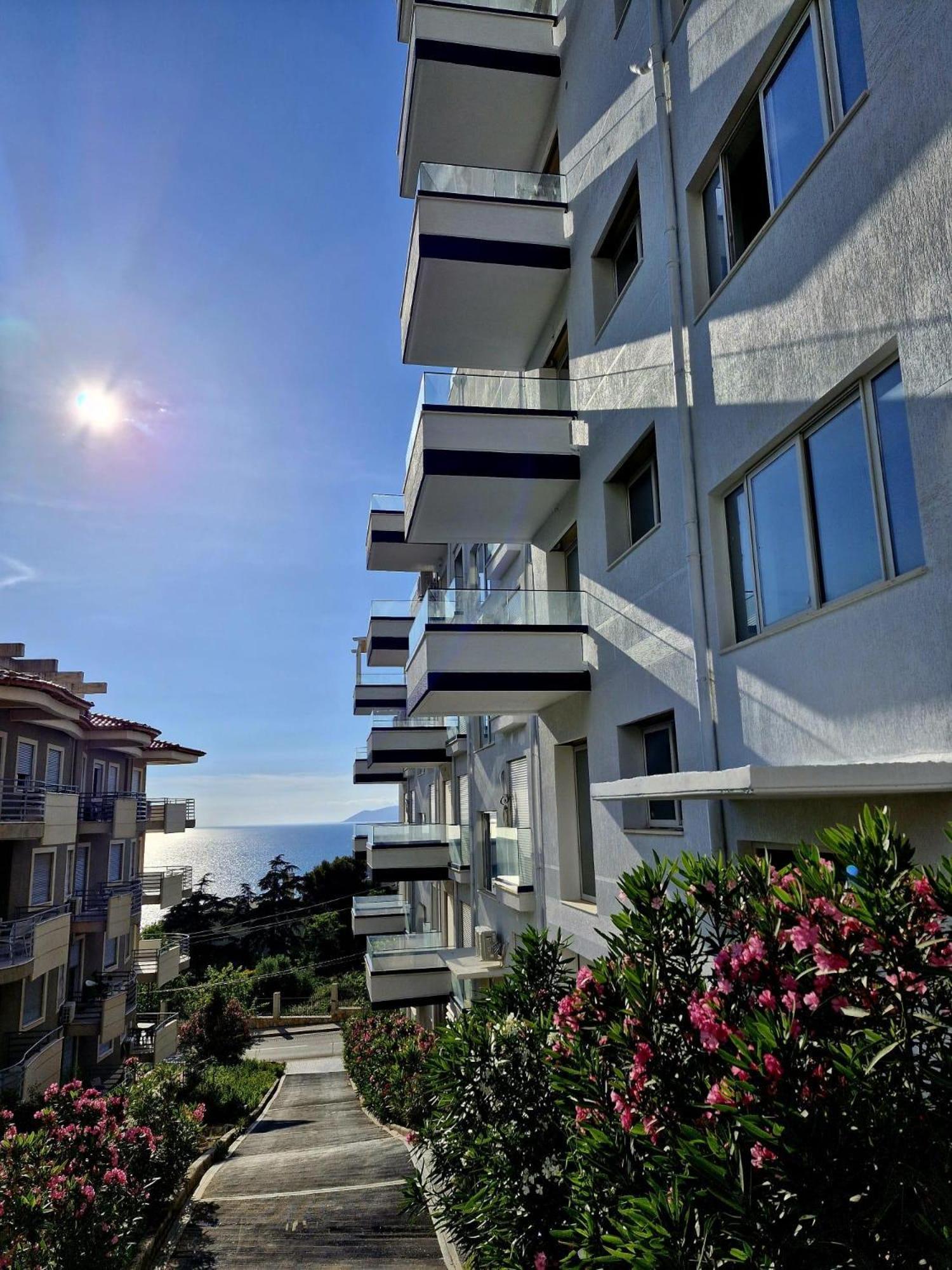 Sunset Vista Retreat Apartment Vlore Exterior photo